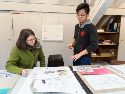 Besprechung künstlerischer Arbeiten