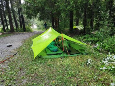 Zelten im Wald