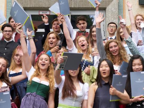 Gratulation an all unsere Abiturienten: Traumnote(n) im Landheim Ammersee