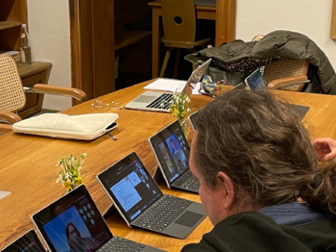 Der digitale Berufsinformationsabend – einen Abend lang Erfahrungen aus der Arbeitswelt